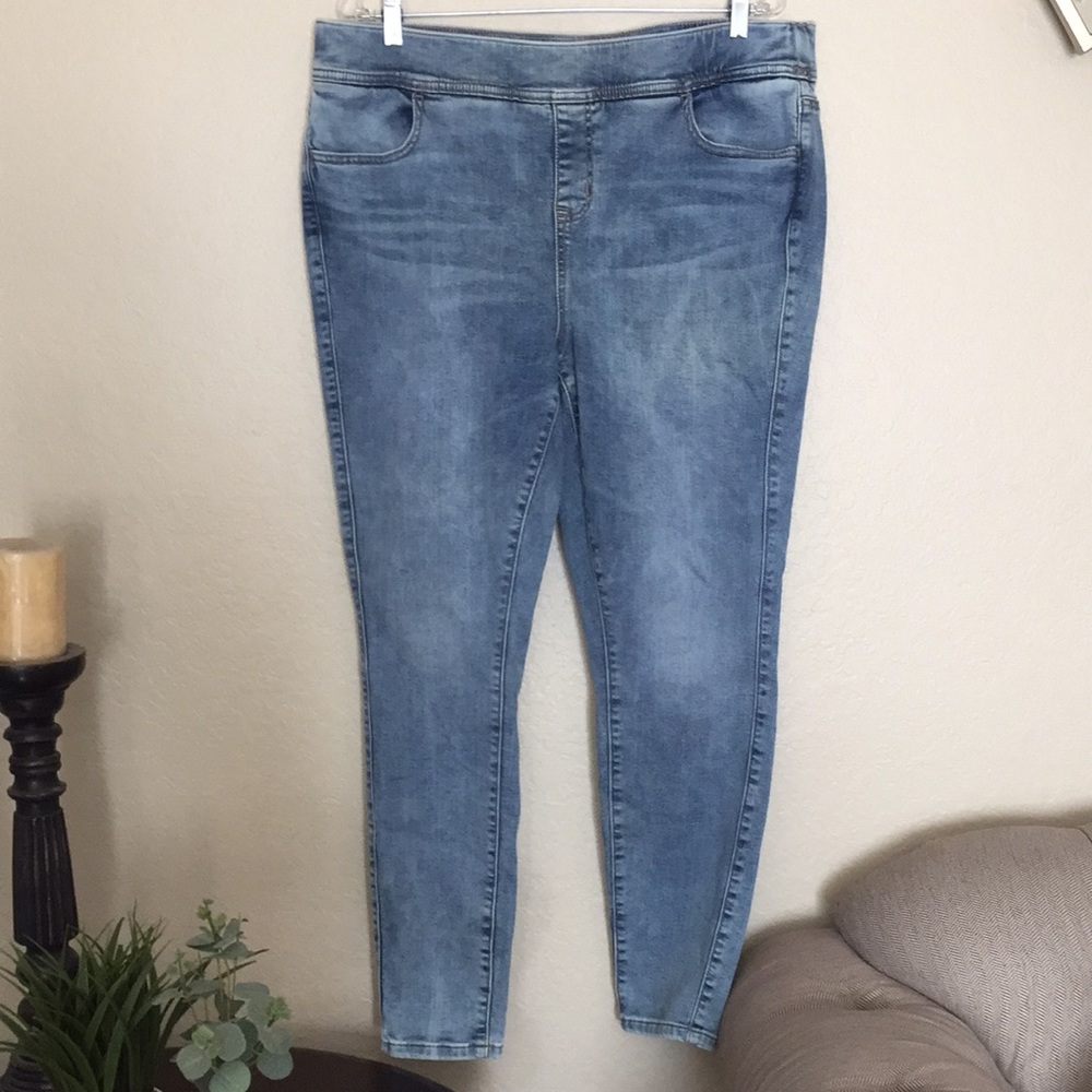 Torrid feel the fit women jeans plus size 20--22